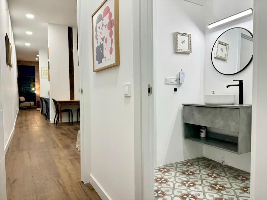 Cozy Beautiful Flat City Center Apartment Мадрид Екстериор снимка